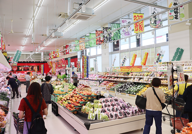 生鮮を強化している売場(24年9月オープンの下川原店)