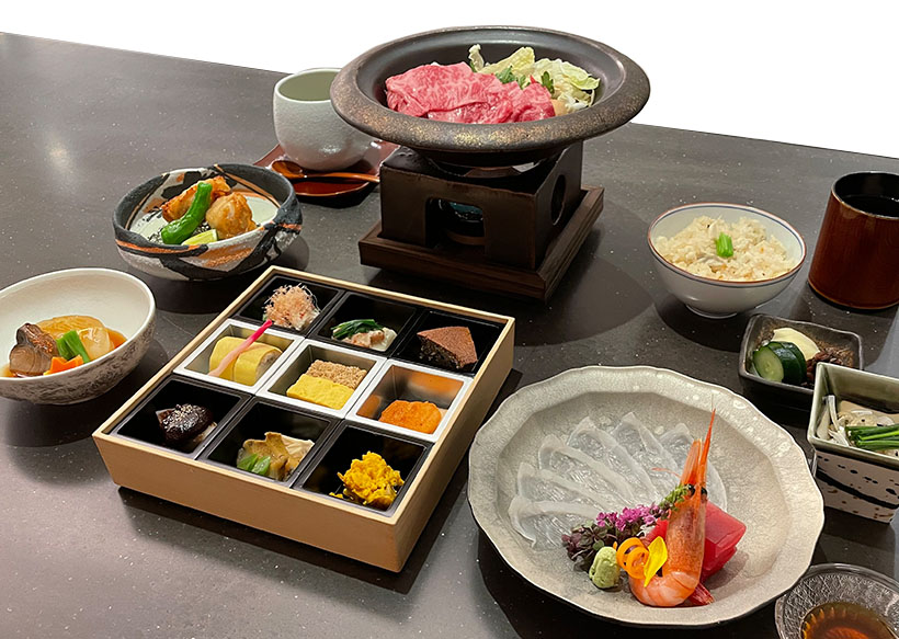 話題の店WATCH：高価格帯業態が活発化　老舗店の「進化」と「復活」