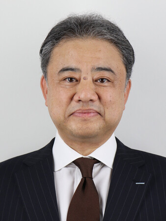 サントリー社長に西田常務執行役員＝鳥井氏は親会社に専念―２６年１月１日付【時…
