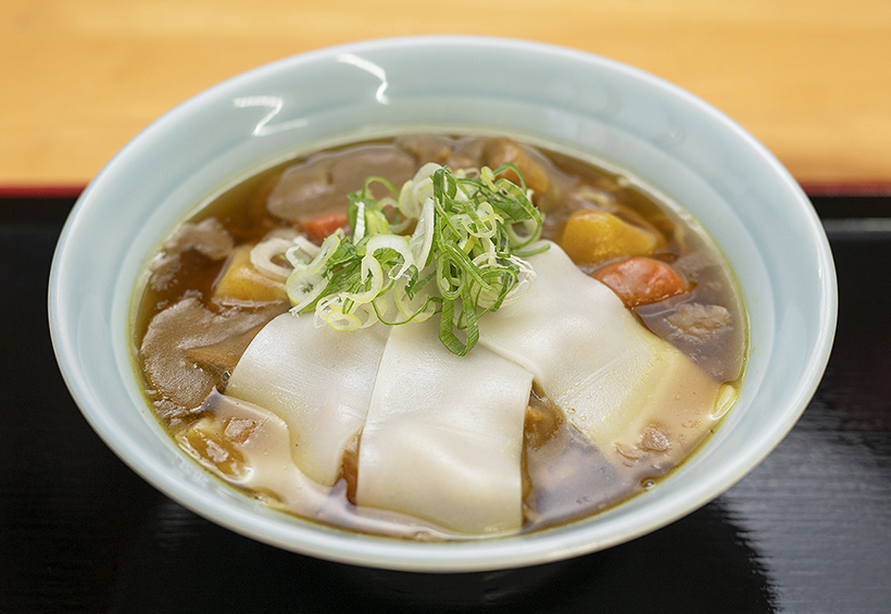 サトウ食品・うさぎもち、三条カレーラーメン企画に5年連続の協賛