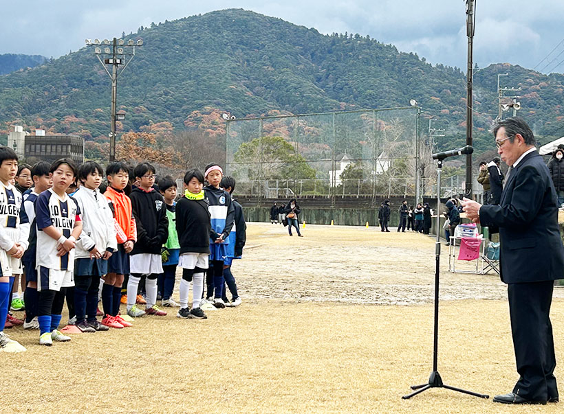 奈良県三輪素麺工業協同組合、サッカー大会に協賛　参加者4倍に