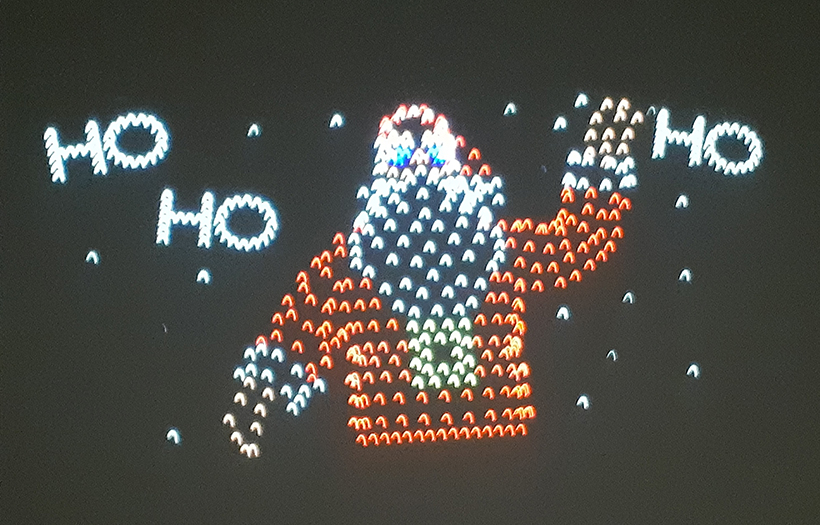 ヤマタネ、深川営業所上空でクリスマスドローンショー　越中島エリアを活性化