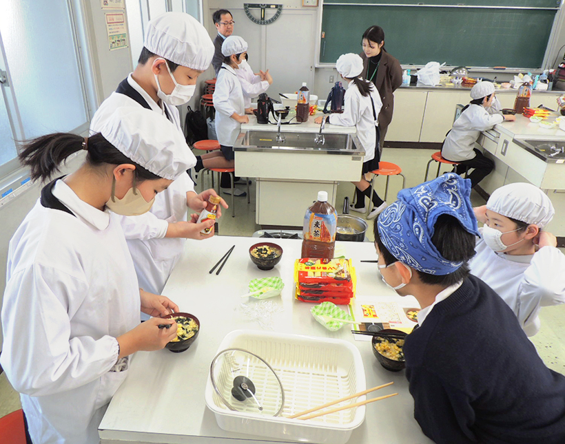 日本アクセス、広島市の小学校で食育授業