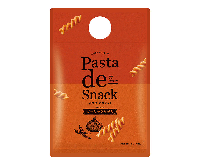 阿部幸製菓、「パスタデスナック」にガーリック＆チリ味追加