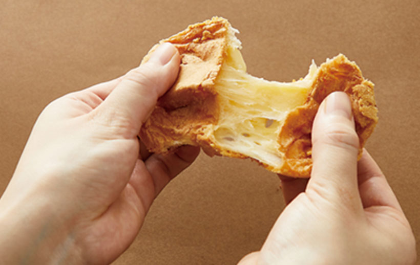 リボン食品、もちもちでサクサク「冷凍生地サクもち」発売