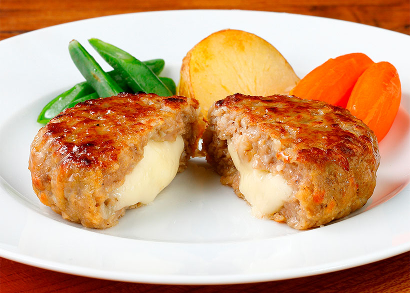 学校給食特集：イチ押し学校給食＝日東ベスト　チーズ風ソース入りハンバーグ好調