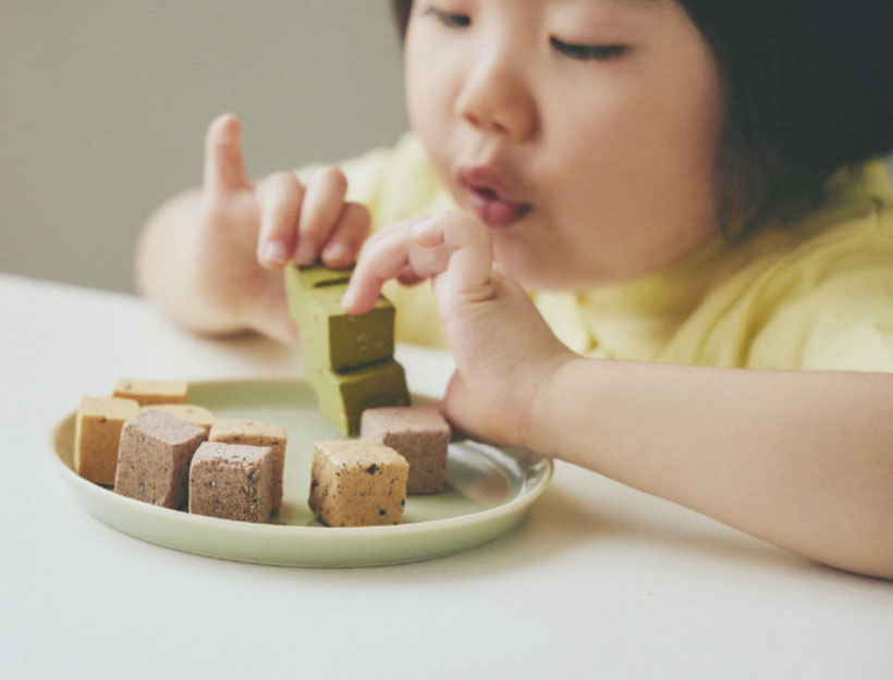 プレゼント：梅花堂紙業『たんぱくキューブ　非加熱製造』を3人に