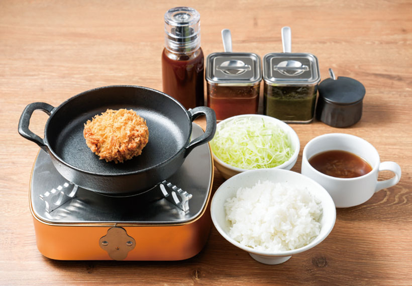 業界TOPICS：串カツ田中が「メンチカツ」で勝負　鉄板で焼き上げる斬新な食&hellip;