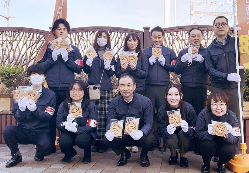 イトウ製菓、「ビスケットの日」に「でかビス」を無料配布