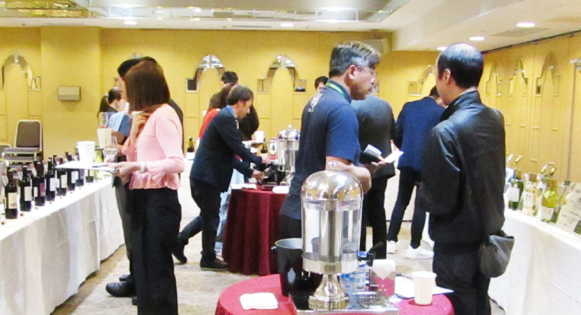 ニーズを掴む：本坊酒造　試飲会重ね、誕生するワイン