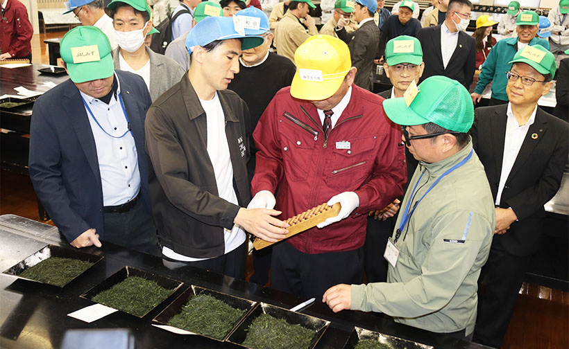 静岡茶市場、電子入札を本格導入　新茶初取引　悲願の単価上昇成功