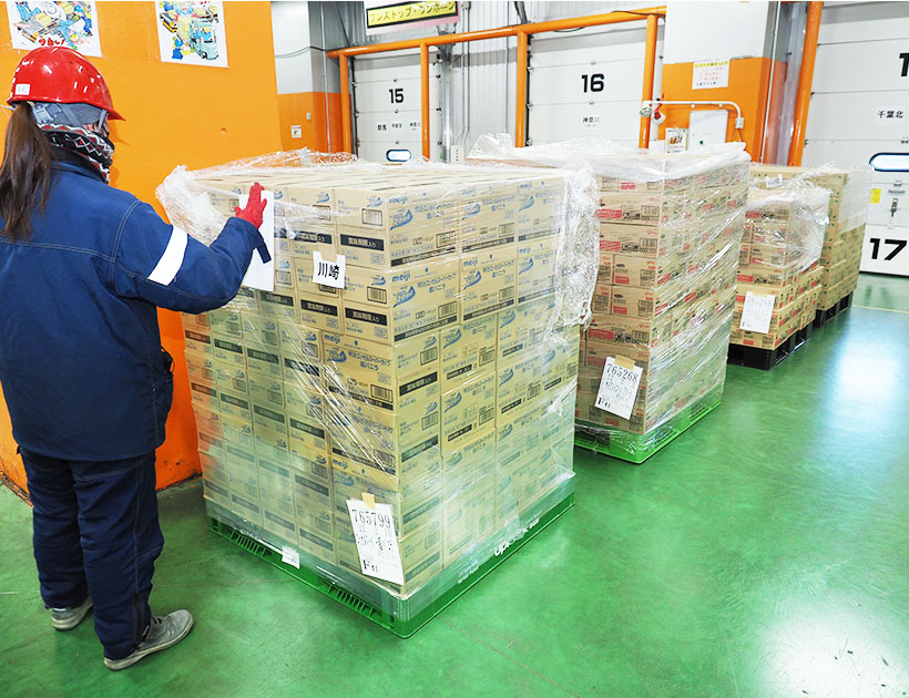 ストレッチフィルム、品不足深刻に　輸入減で2～5割高　食品物流の負荷増大
