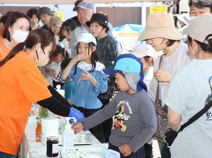 寿高原食品、本社で恒例の「ジャム祭り」
