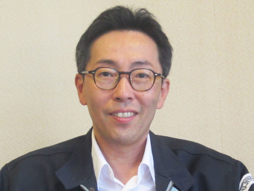 富士特殊紙業と山梨大、紙製ワインボトル「エフボトル」　実充填する試みを検証