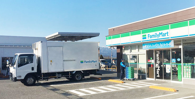 ファミリーマート、東北・新潟のおむすびなど配送1日2便に