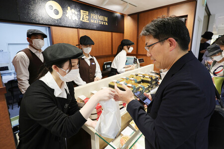 「Ｗ松屋」で相乗効果＝高級牛めし、百貨店で提供【時事通信速報】