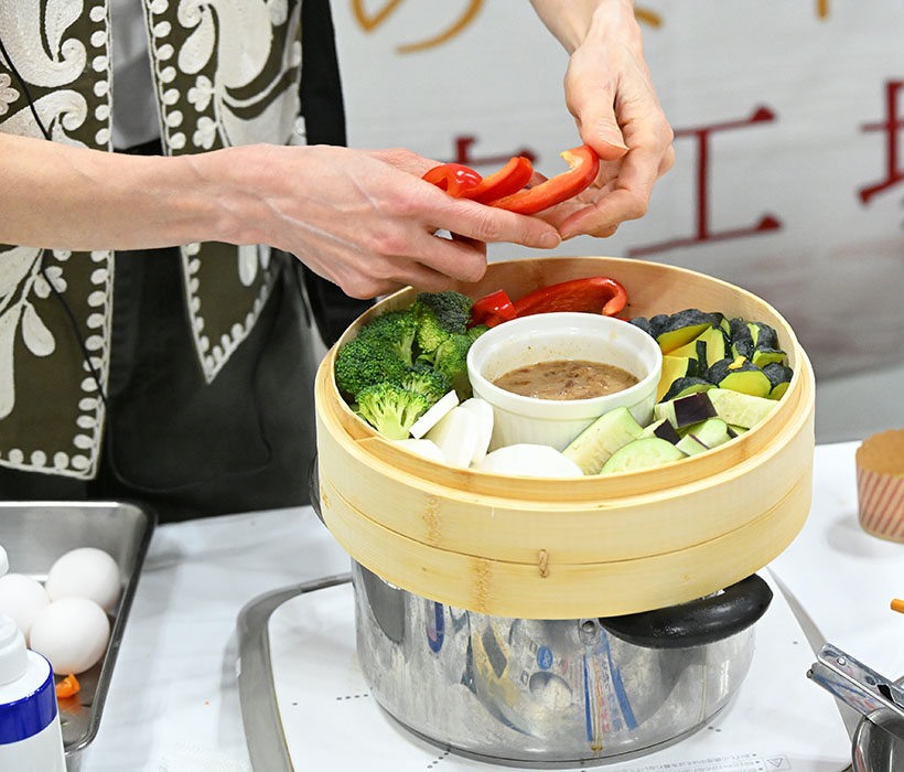 ホビークッキングフェア開催　薬膳料理教室が盛況　宮崎県伝統野菜を活用