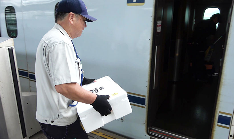 物流転換点：くら寿司　新幹線で鮮魚定期輸送