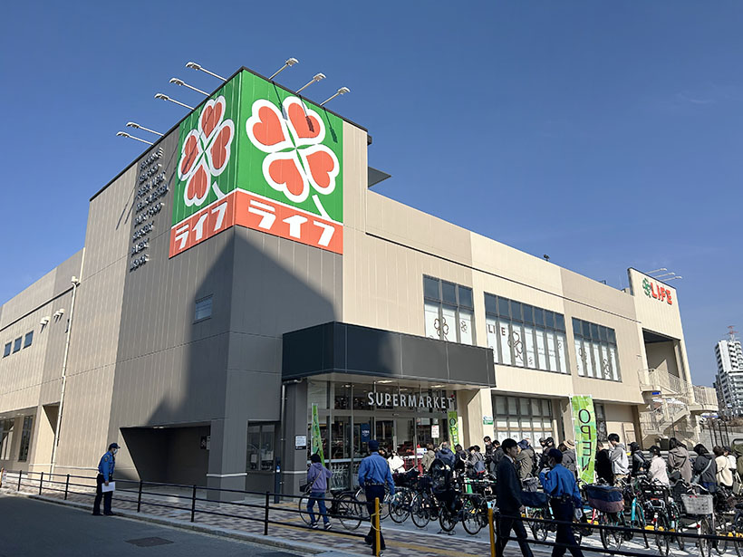 全国小売流通特集：エリア動向＝近畿　業界再編さらに加速　エリア外の参入相次ぐ