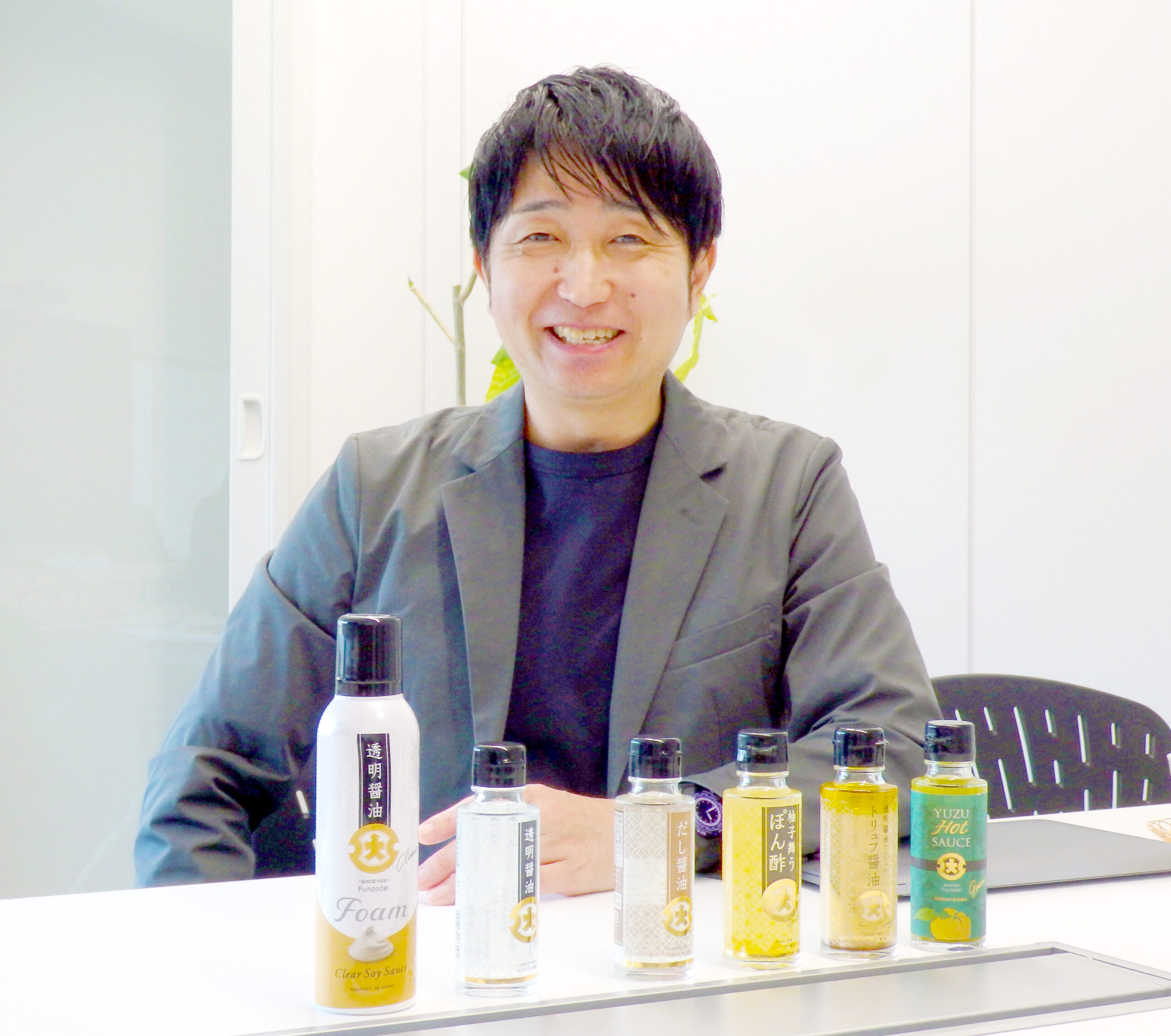 【わが社の商品開発】クリアな見た目と素材を生かすうま味　「透明醤油」シリーズ&hellip;