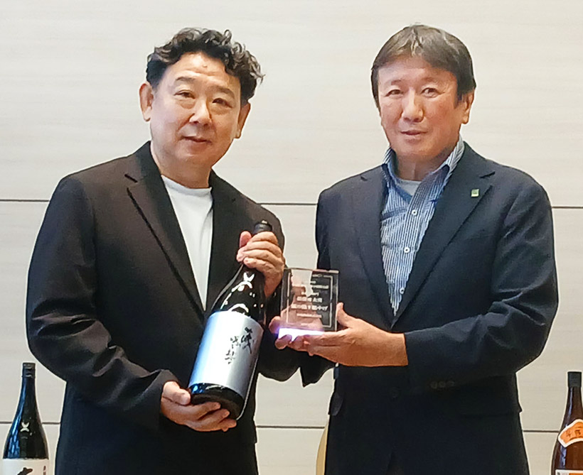 本坊酒造「蔵の隠き魅やげ」　酒屋が選ぶ焼酎大賞で最優秀大賞に