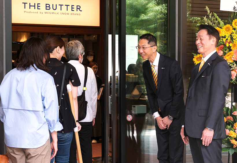 雪印メグミルクと雪印パーラー、「THE BUTTER」開店　佐藤社長「一緒に&hellip;