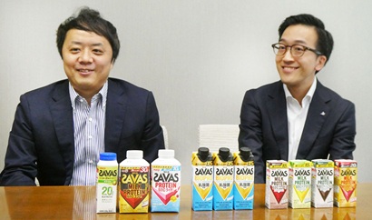 〈ザバス新戦略〉明治が選んだ新型紙容器が生む新価値　日本テトラパックとの共創の舞台裏【PR】
