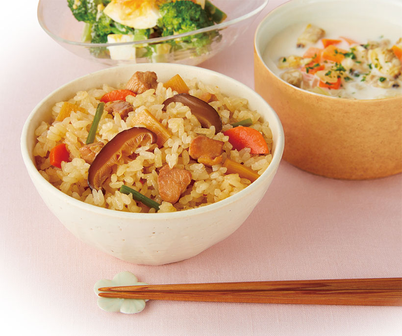 炊飯器に入れて炊くだけ！丸美屋の釜めしを秋の食卓に