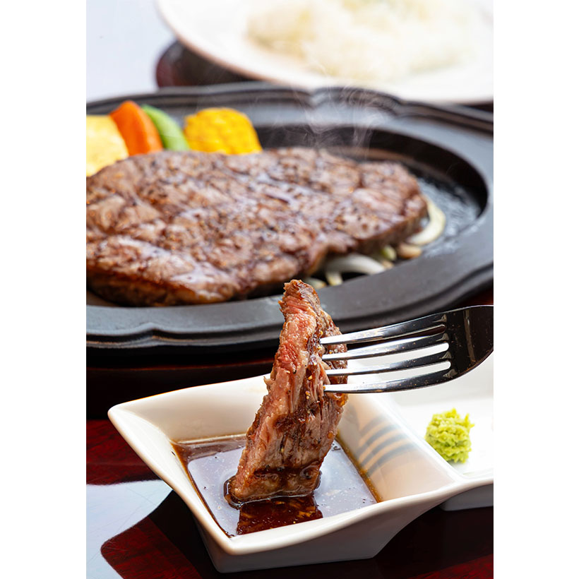 外食最前線：叙々苑が挑むステーキ業態　3種ソースで味わう新境地